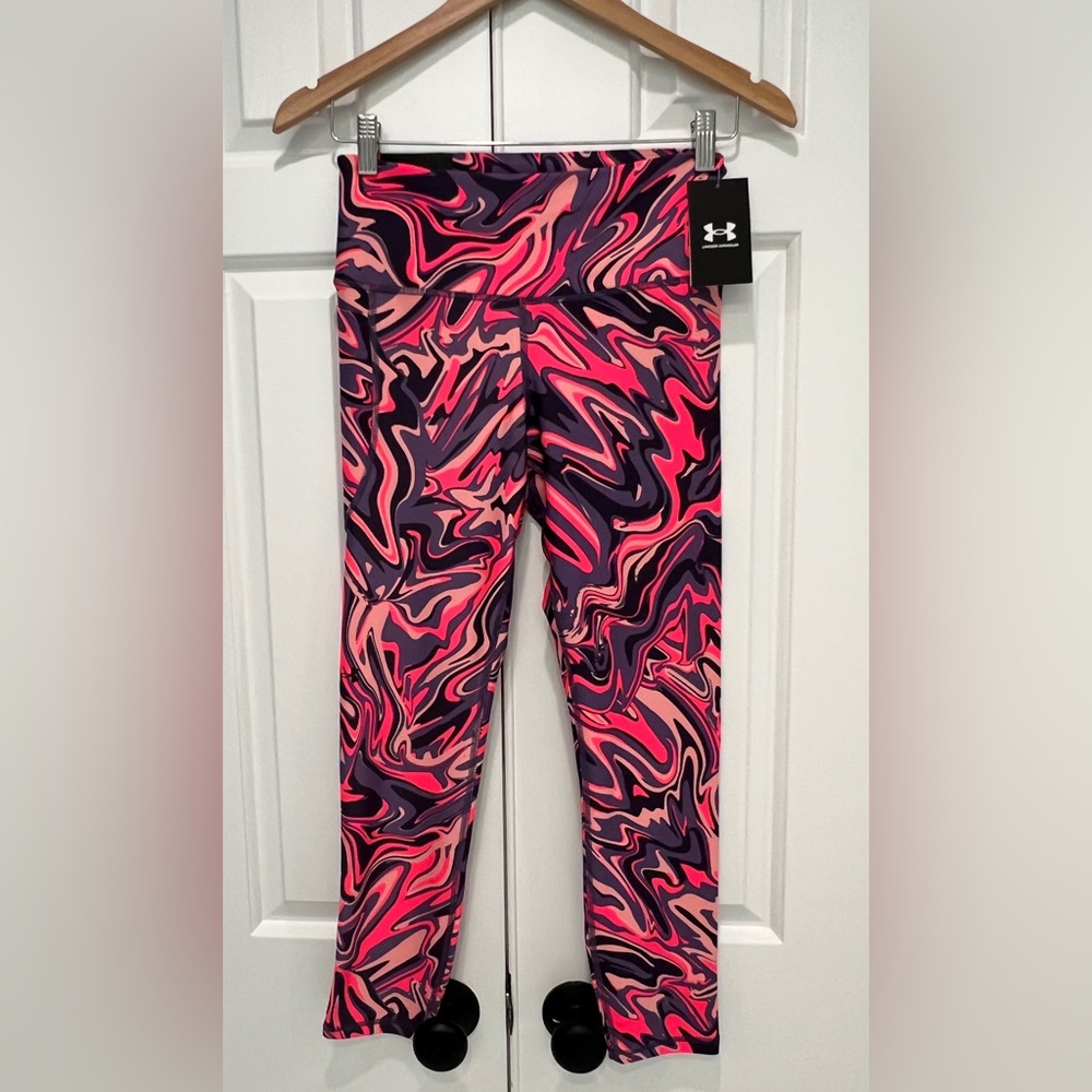 NWT Under Armour Medium Compression Ankle Leggings
